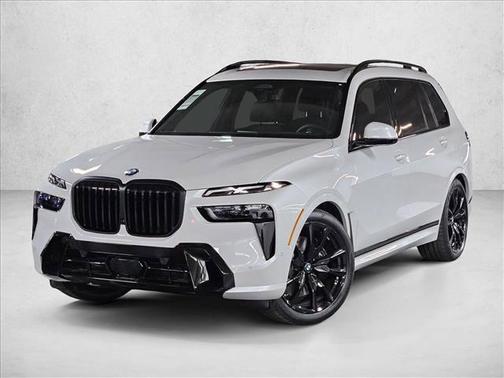 Mineral White Metallic 2026 BMW X7 xDrive40i