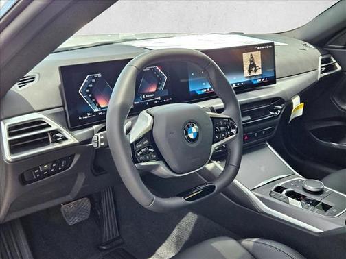 2025 BMW 230 i xDrive