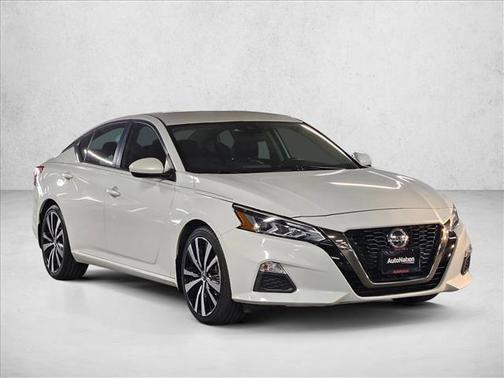 2021 Nissan Altima SR FWD