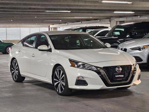 2021 Nissan Altima SR FWD
