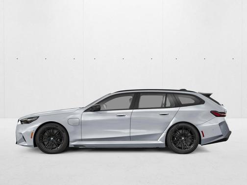 Brooklyn Grey Metallic 2027 BMW M5 Base