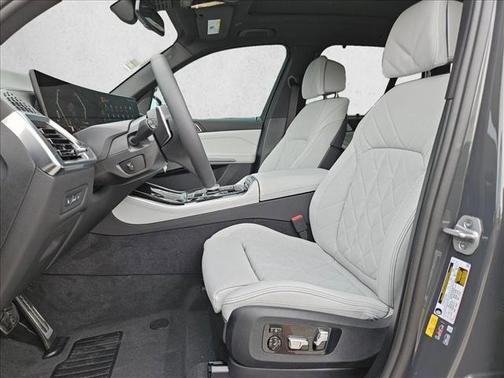 Dravit Grey Metallic 2026 BMW X5 PHEV xDrive50e