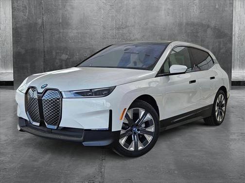 2025 BMW iX xDrive50
