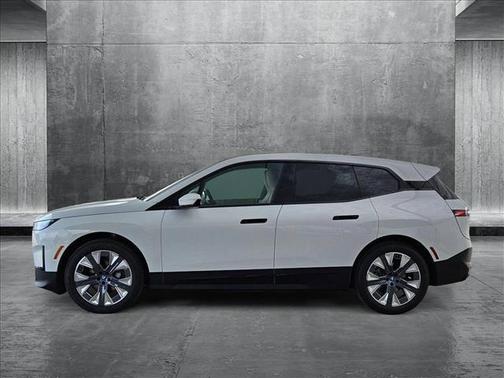 2025 BMW iX xDrive50