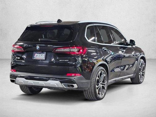 Black Sapphire Metallic 2021 BMW X5 xDrive40i