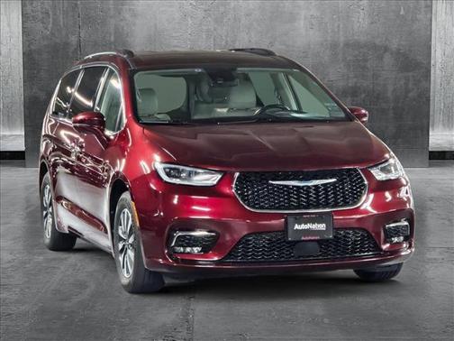 2021 Chrysler Pacifica Hybrid Touring L