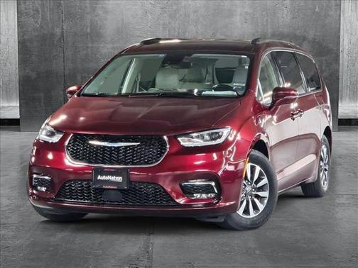 2021 Chrysler Pacifica Hybrid Touring L
