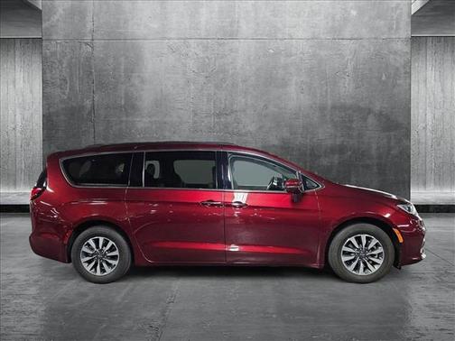 2021 Chrysler Pacifica Hybrid Touring L
