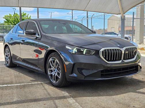 2025 BMW i5 xDrive40