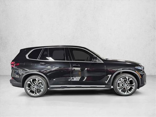 Black Sapphire Metallic 2026 BMW X5 sDrive40i