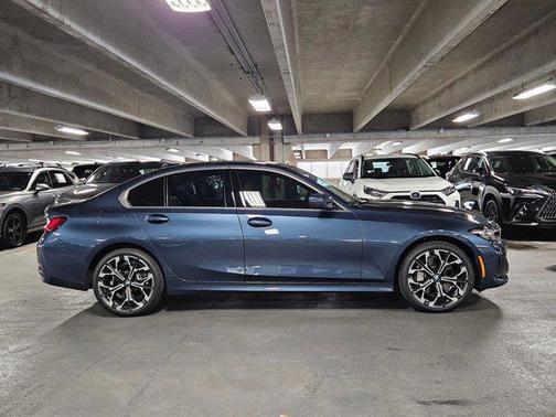 2025 BMW 330 i xDrive