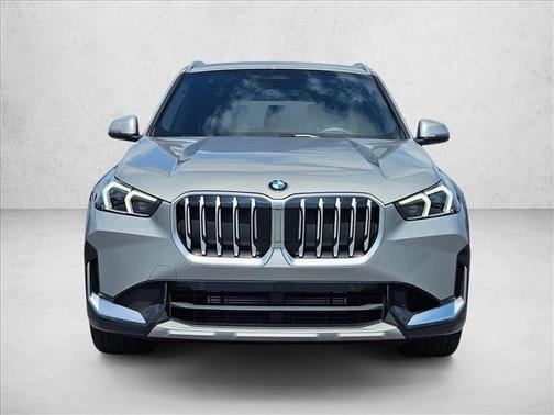 Space Silver Metallic 2026 BMW X1 xDrive28i