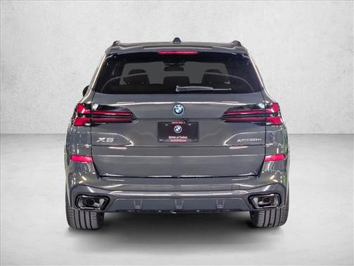 Dravit Grey Metallic 2026 BMW X5 PHEV xDrive50e