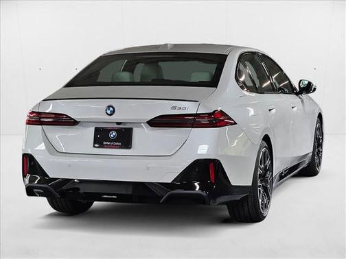 2026 BMW 530 i