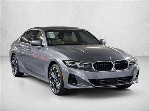 Skyscraper Grey Metallic 2026 BMW 330 330i