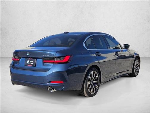 2026 BMW 330 i xDrive