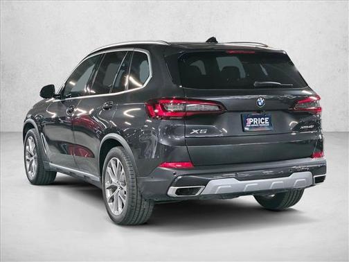 Dark Graphite Metallic 2022 BMW X5 xDrive40i