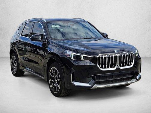 Black Sapphire Metallic 2026 BMW X1 xDrive28i