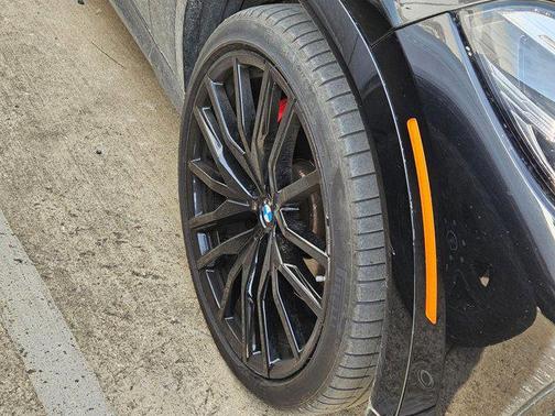 2023 BMW X6 xDrive40i