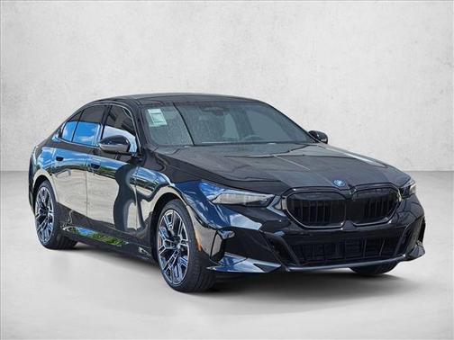 Black Sapphire Metallic 2027 BMW 550e 550e xDrive