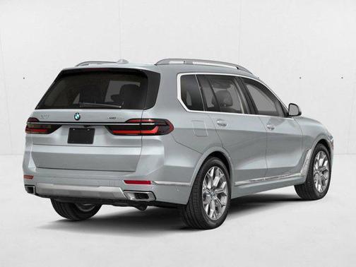 Skyscraper Grey Metallic 2026 BMW X7 xDrive40i
