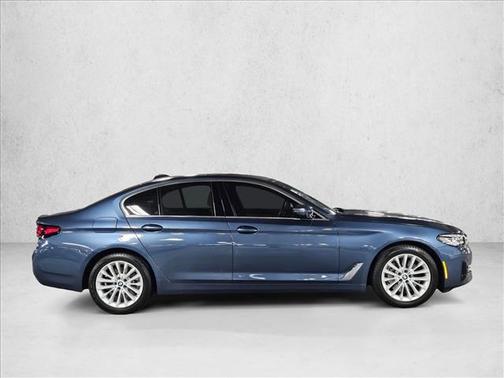 2023 BMW 530 i