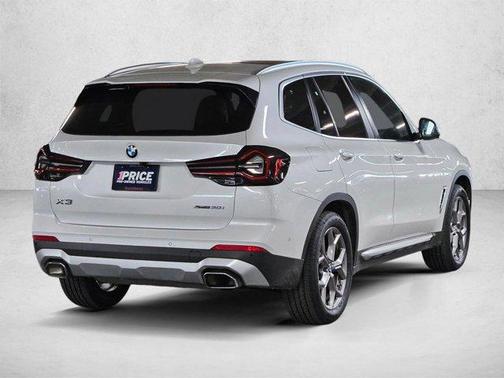 Mineral White Metallic 2023 BMW X3 sDrive30i