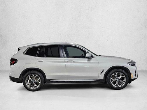 Mineral White Metallic 2023 BMW X3 sDrive30i