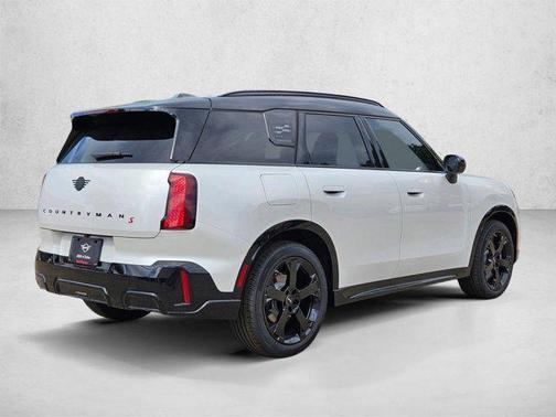 Nanuq White Metallic 2026 MINI Countryman Cooper S ALL4