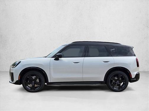 Nanuq White Metallic 2026 MINI Countryman Cooper S ALL4