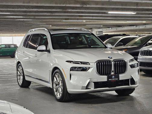 2023 BMW X7 xDrive40i