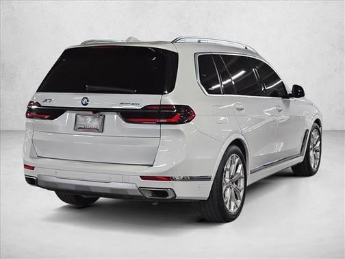 2023 BMW X7 xDrive40i
