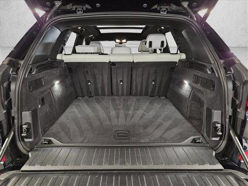 2023 BMW X5 M50i