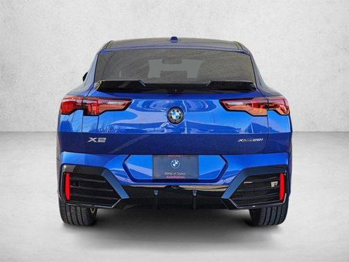 Portimao Blue Metallic 2026 BMW X2 xDrive28i