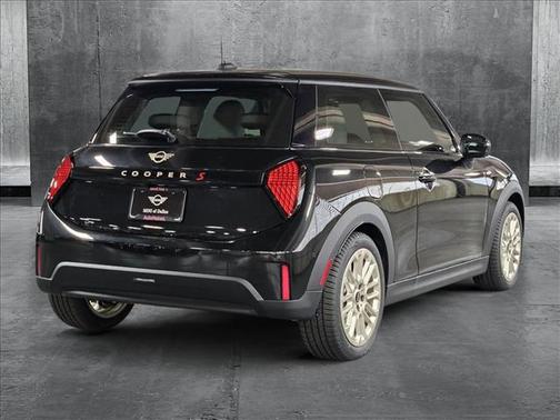 2025 MINI Hardtop Cooper S