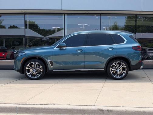 Blue Ridge Mountain Metallic 2026 BMW X5 xDrive40i