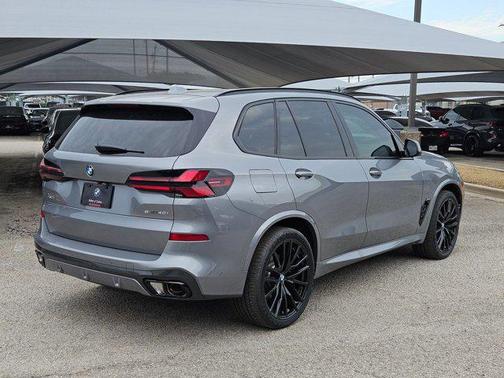 Skyscraper Grey Metallic 2026 BMW X5 sDrive40i
