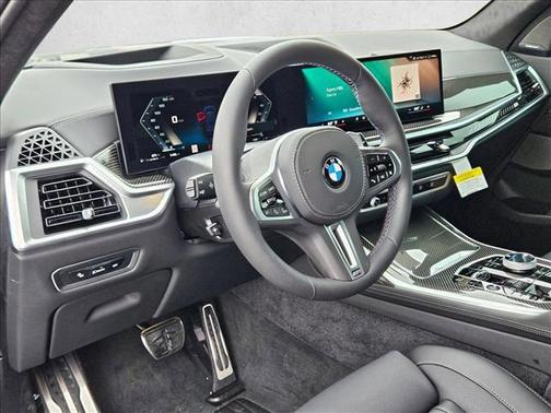 2026 BMW X7 M60i