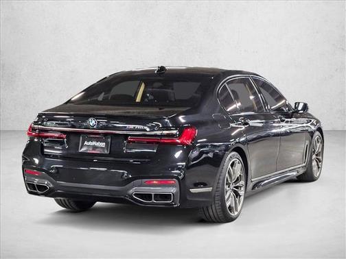 2022 BMW M760 xDrive