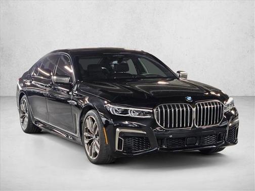 2022 BMW M760 xDrive