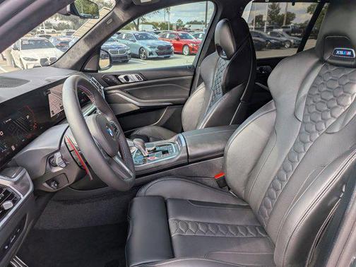 Dravit Grey Metallic 2026 BMW X5 M Base