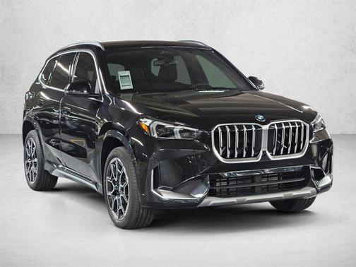 Black Sapphire Metallic 2026 BMW X1 xDrive28i