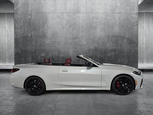 2025 BMW M440 i