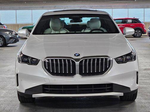 2024 BMW 530 i