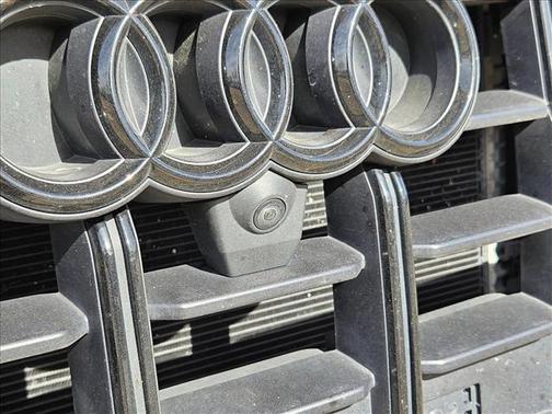 2023 Audi SQ8 4.0T Premium Plus