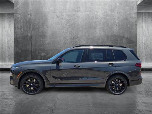 2026 BMW X7 M60i