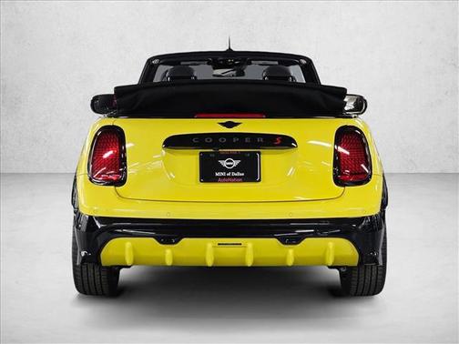 Sunny Side Yellow 2026 MINI Convertible Cooper S