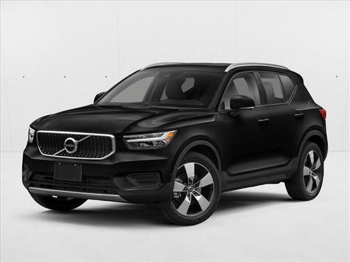 2019 Volvo XC40 T5 Momentum