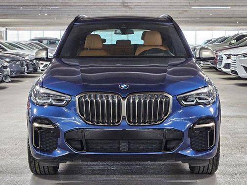 2022 BMW X5 M50i