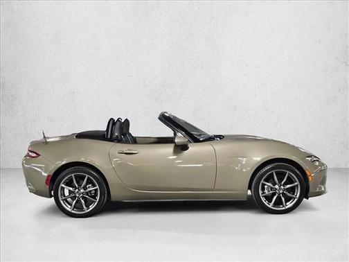 Zircon Sand 2023 Mazda MX-5 Miata Grand Touring